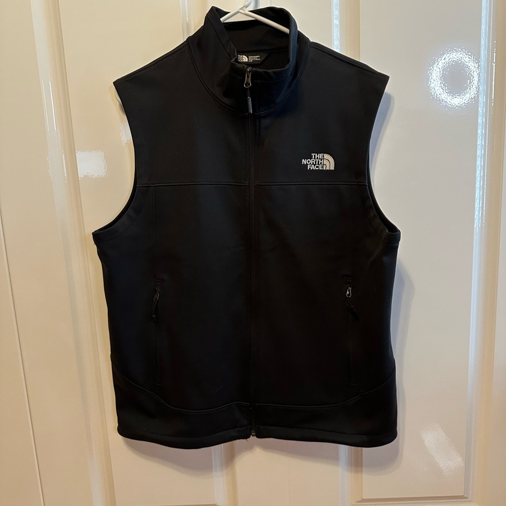 North Face Classic Black Vest Outerwear
